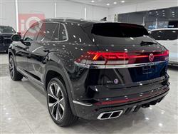 ڤۆڵکسواگن ئەتڵەس کرۆس سپۆرت